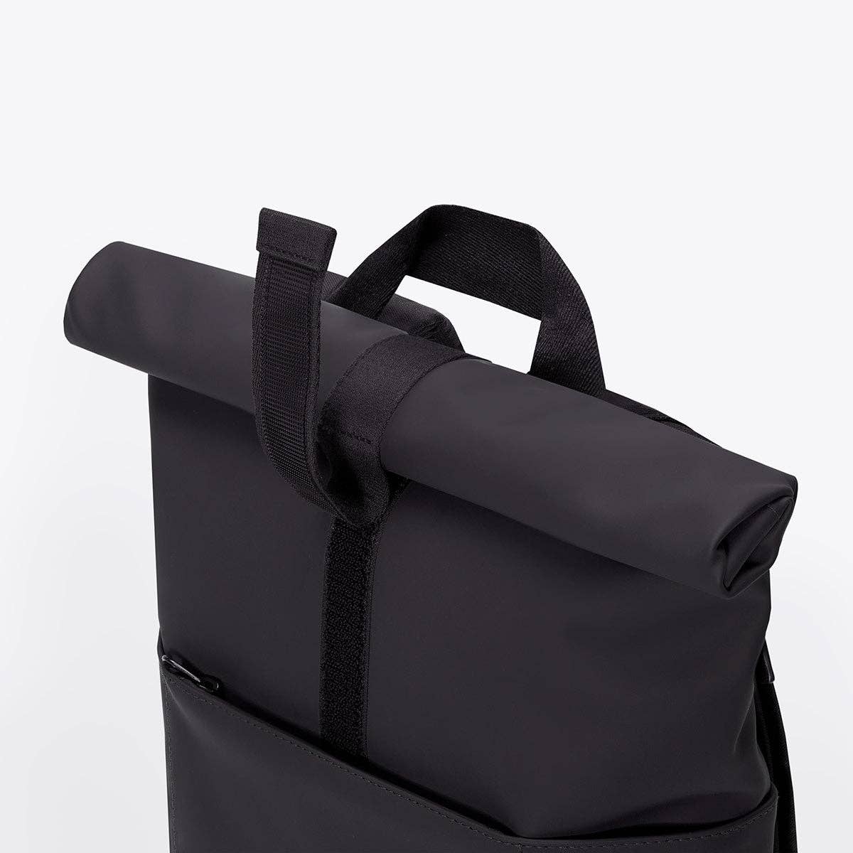 Infinity Backpack: Black
